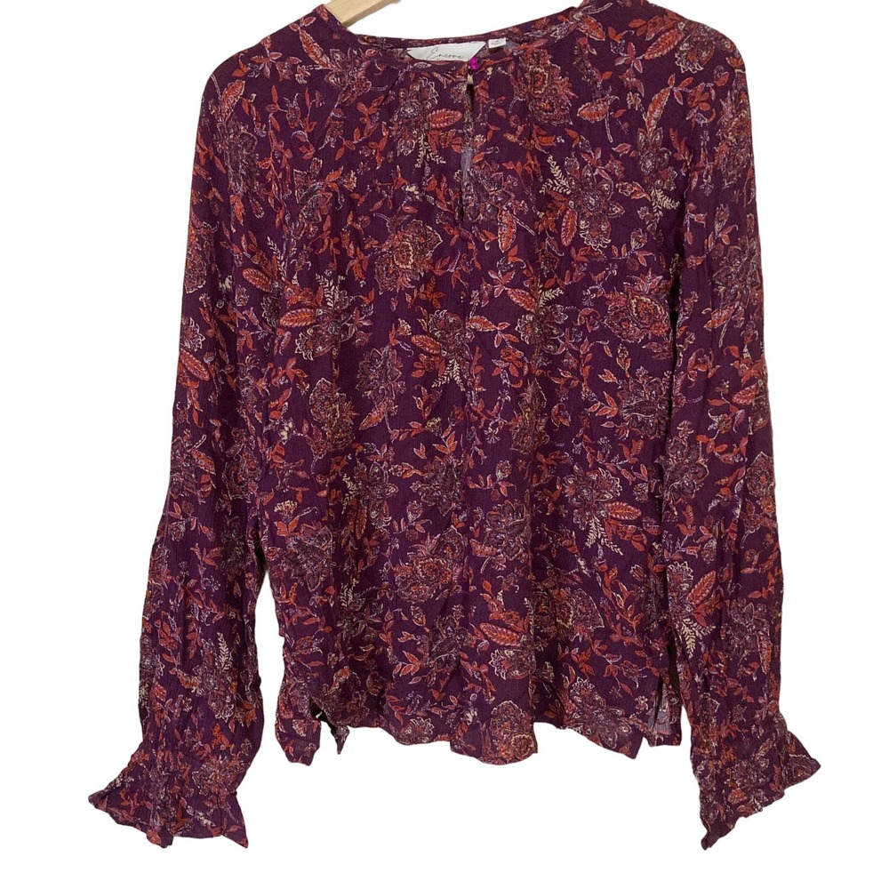 A621137 ENCORE by Idina Menzel Split Neck Ruffle Cuff Print Crepe Top Plum S